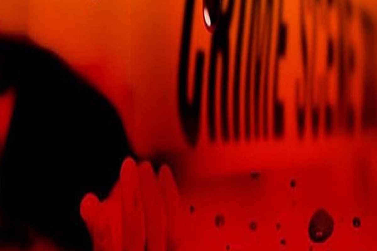 दोघांच्या प्रेम प्रकरणाची इरफानला माहिती मिळाली. त्यामुळे इरफान आणि नजिरामध्ये कायम वाद होता.