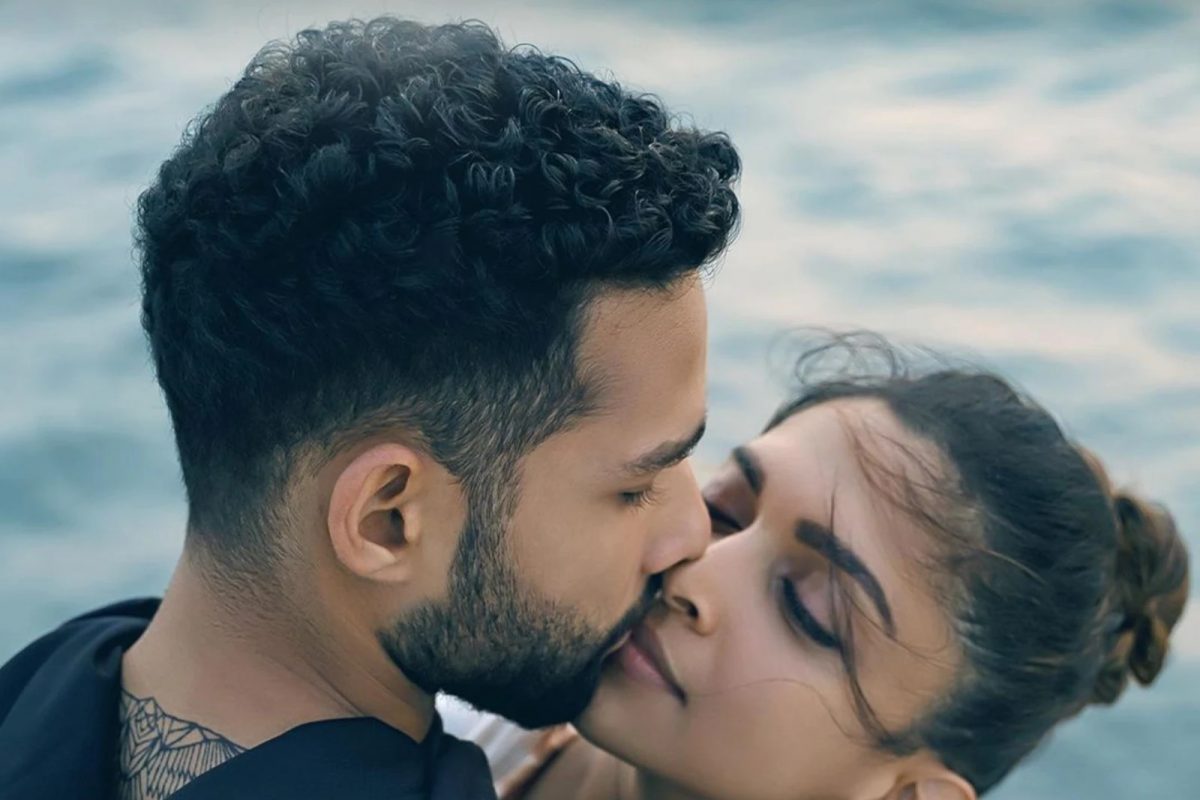 Gehraiyaan: Deepika Padukone ला Siddhant Chaturvedi सह इंटिमेट सीन करणं गेलं सोपं, हे सांगितंलं कारण
