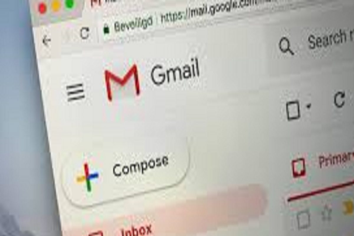 तुमचं जी-मेल अकाउंट तुमच्याशिवाय इतर कोणी वापरत नाही ना? असा घ्या शोध