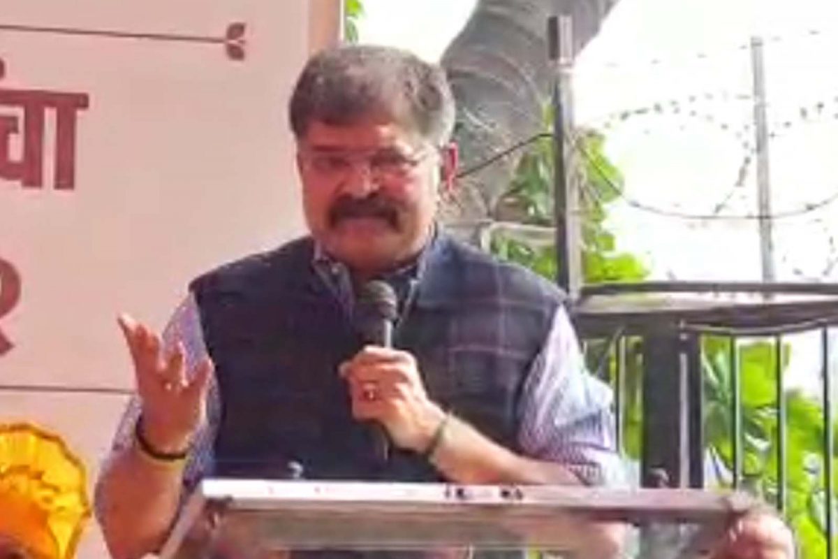 'मंडळ आयोग आला होता, तो ओबीसी समाजासाठी होता. पण आरक्षण मागण्यासाठी जेव्हा लढायचं होतं तेव्हा obc मैदानात लढायला नव्हते'