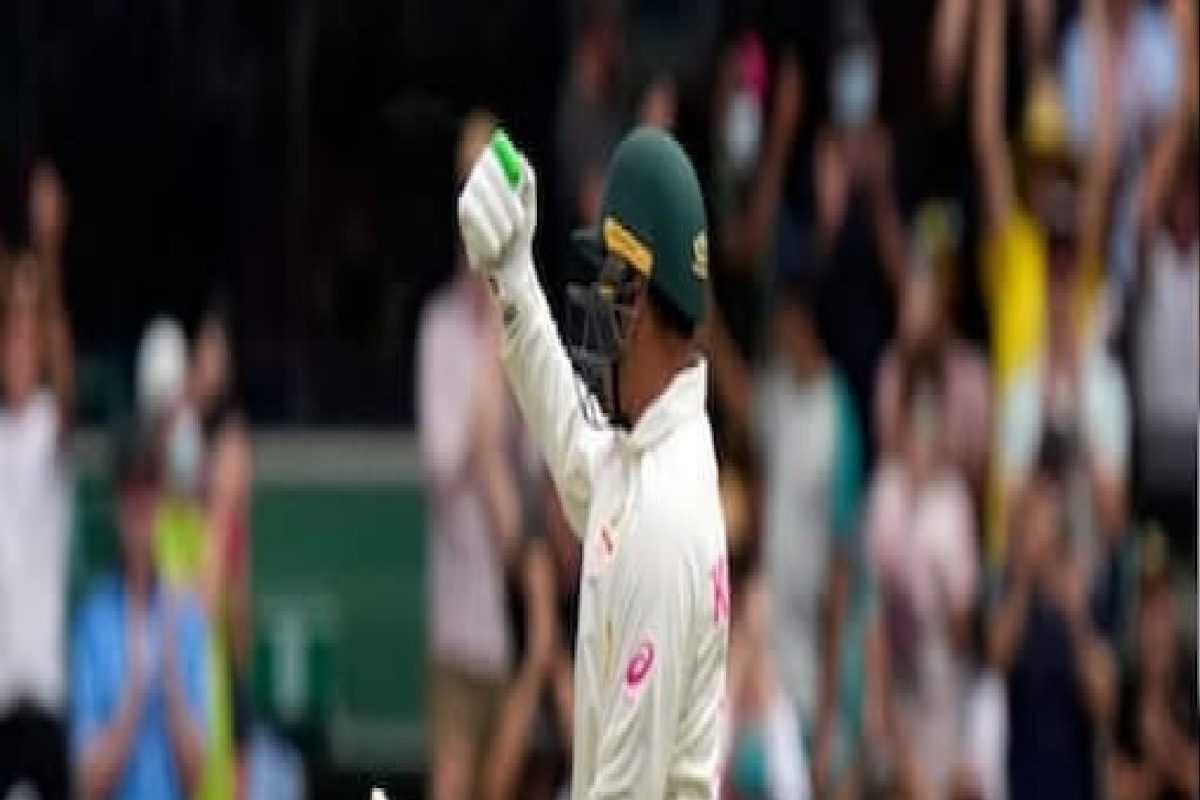 कोरोनामुळे बदललं 'फॅमिली मॅन'चं आयुष्य, जबरदस्त कमबॅकनंतर बायकोची प्रतिक्रिया Viral