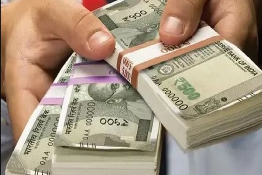 '25 दिन में डब्बल' च्या नादात बार्शीकरांना तब्बल 5 कोटी 63 लाखांना गंडवलं, सोलापुरात खळबळ
