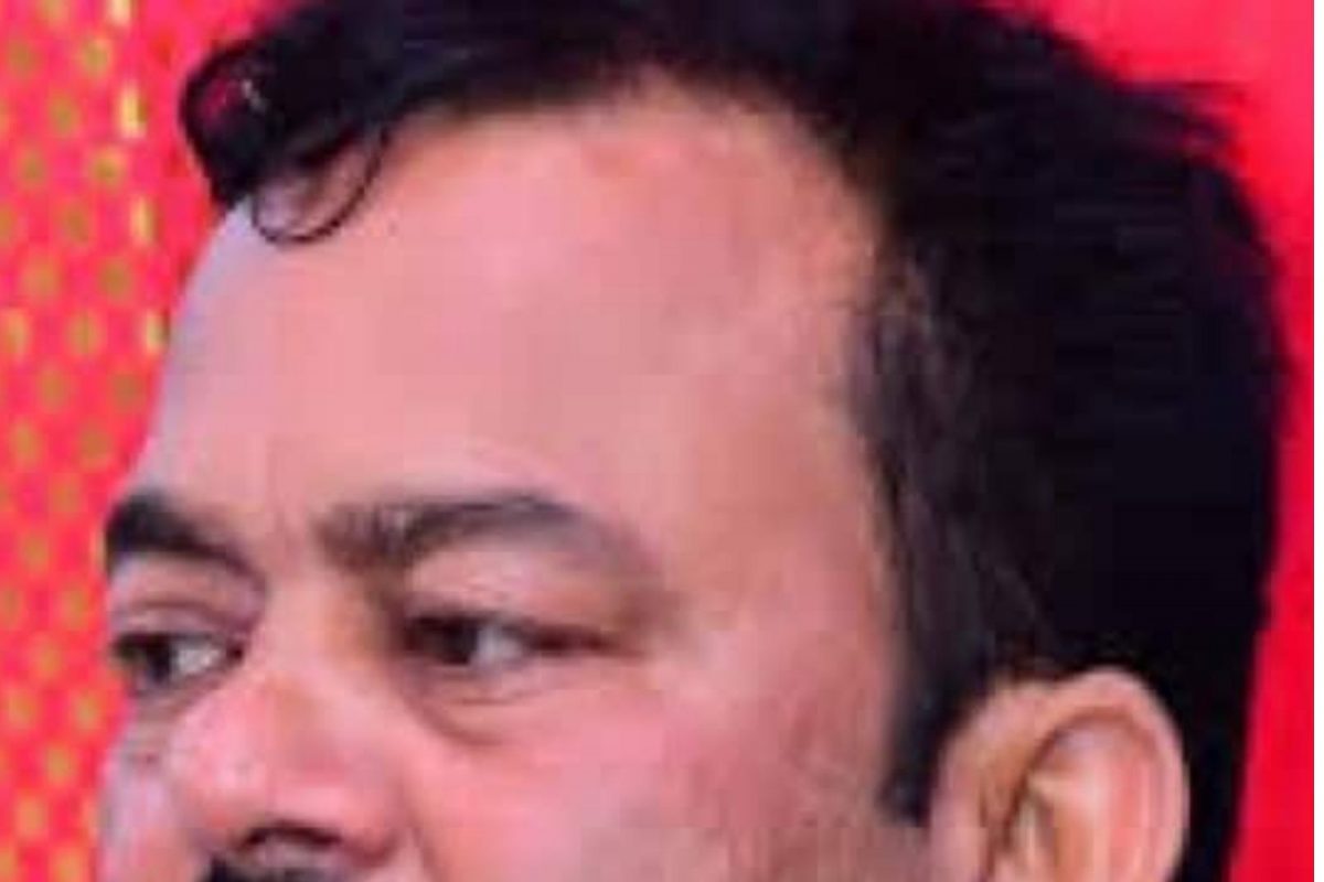 विधानसभेचं तिकीट मिळवण्यासाठी उमेदवाराचा भरचौकात खून, माजी खासदाराने आखला होता प्लान