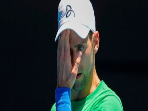 9 वेळा ऑस्ट्रेलियन ओपन स्पर्धा (Australian Open) जिंकणारा टेनिसपटू नोवाक जोकोविचची (Novak Djokovic) या वर्षी ही स्पर्धा खेळण्याची शेवटची आशा देखील संपुष्टात आली आहे.