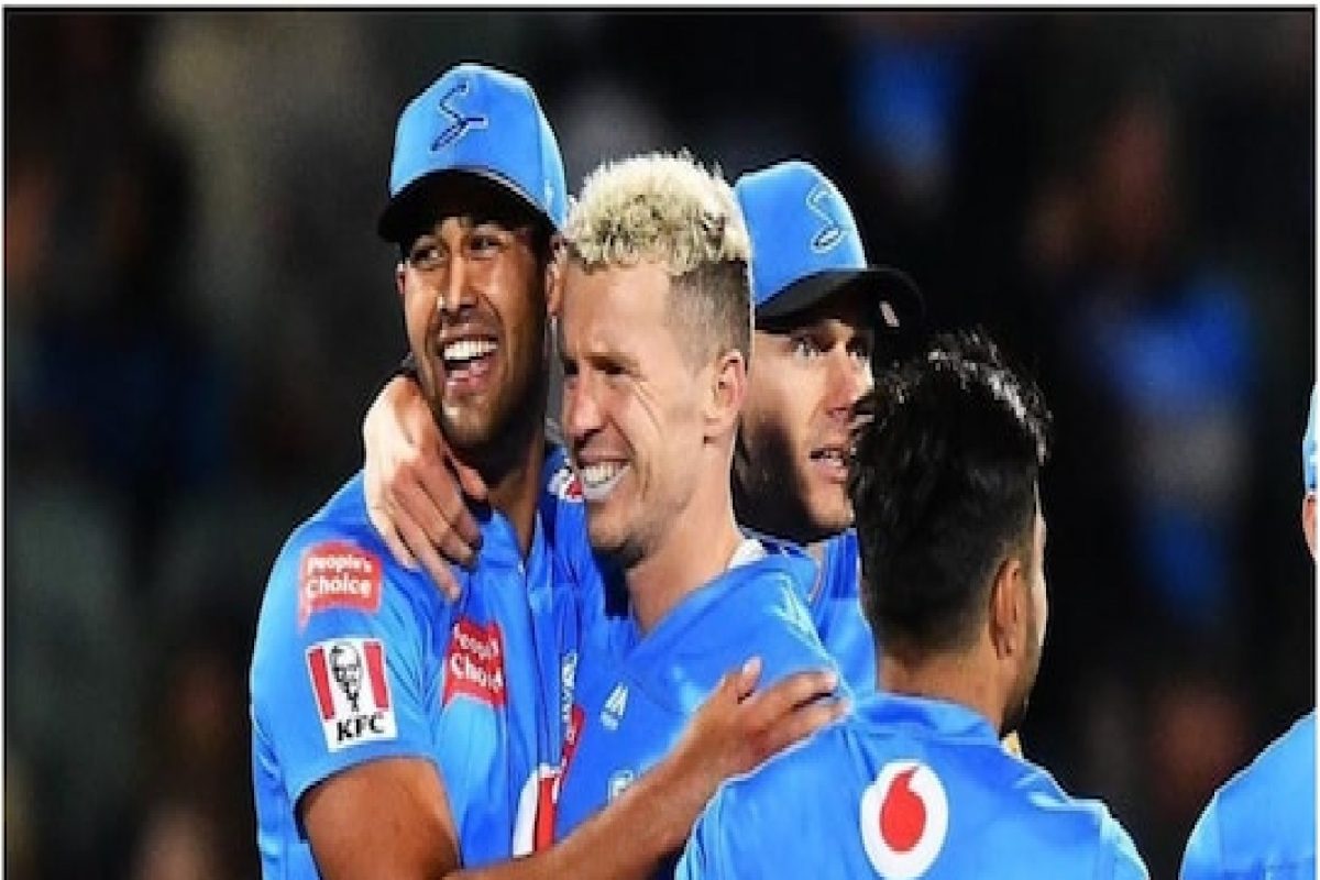 37 वर्षांच्या बॉलरचं T20 मध्ये वादळ, 13 बॉलमध्ये घेतल्या 5 विकेट्स