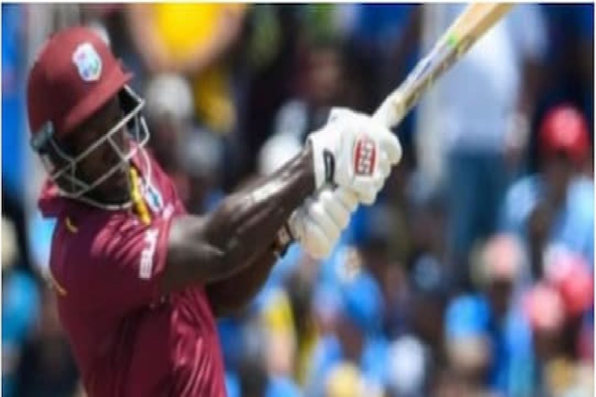 IPL 2022 : वेस्ट इंडिजच्या खेळाडूनं काढले 14 बॉलमध्ये 76 रन, आयपीएल लिलावात होणार मालामाल