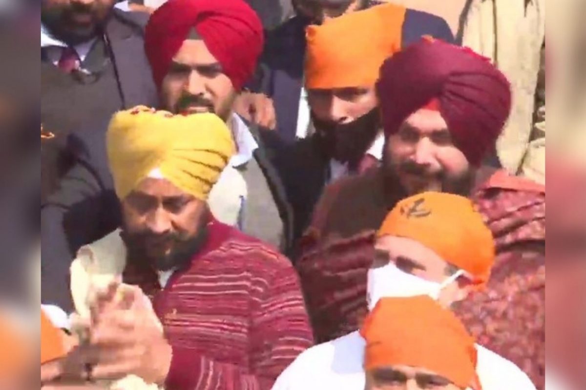 राहुल गांधींसोबत CM चन्नी, सिद्धू आणि रंधवा होते मग त्यांचं पाकीट कोणी चोरलं? हरसिमरत यांचा सवाल