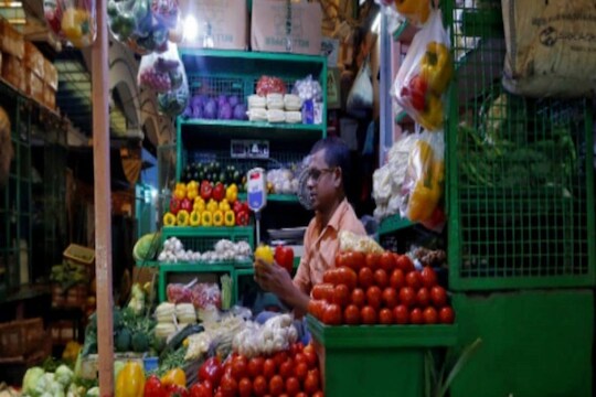 छोट्या व्यावसायिकांसाठी सरकार आणणार विमा योजना; पाच कोटींहून अधिक कुटुंबांना फायदा
