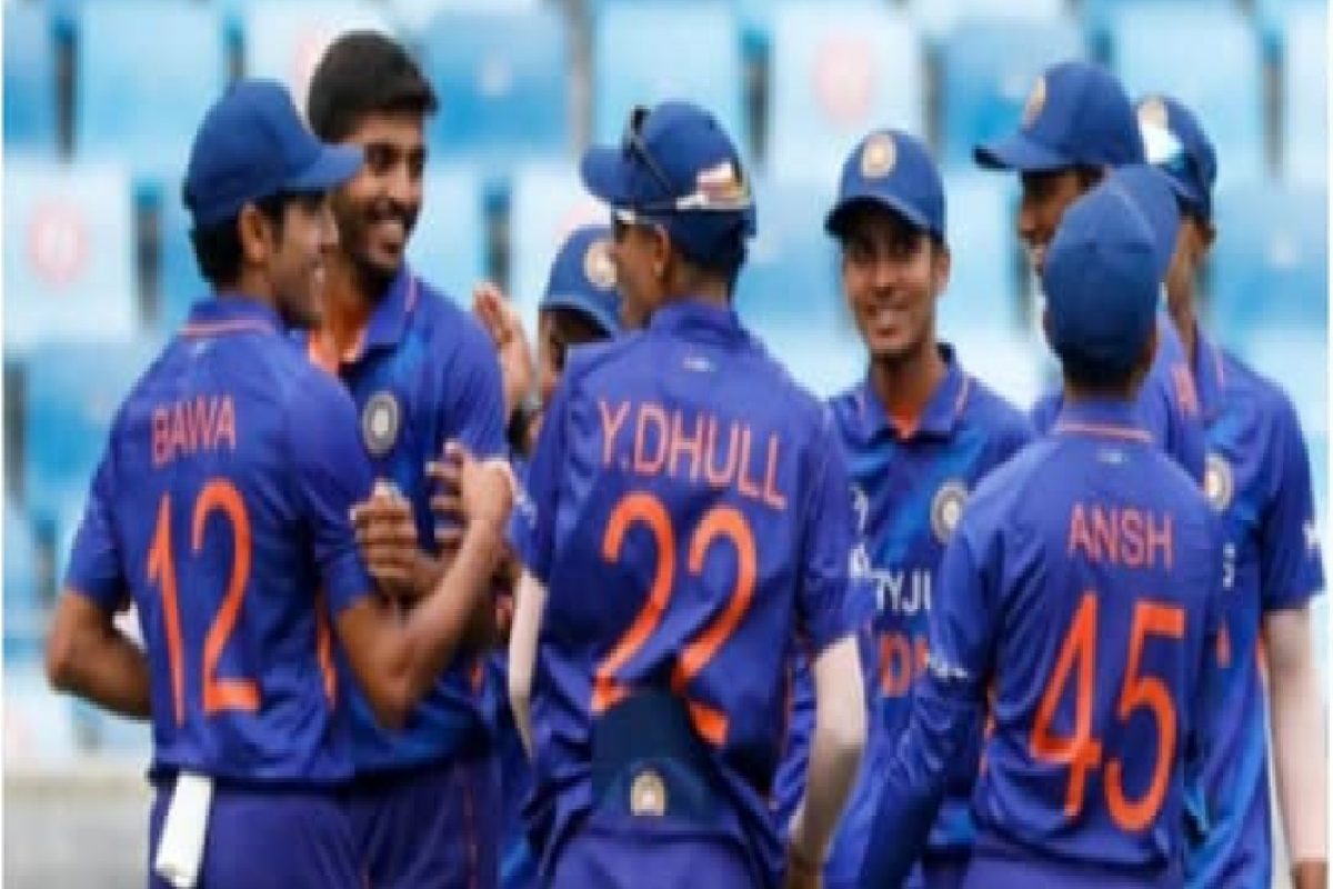 बांग्लादेशने केलेल्या पराभवाचा वचपा काढत भारताने सेमीफायनलमध्ये धडक मारली आहे.