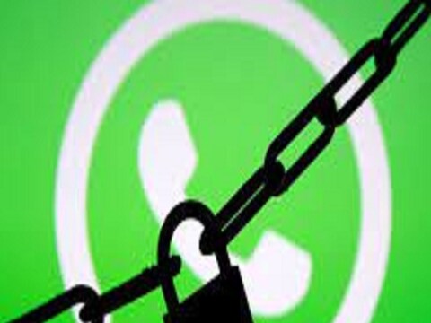 WhatsApp चे काही नियम आहेत, ते फॉलो न केल्यास तुमचं WhatsApp Account कायमसाठी बॅन होऊ शकतं. अनेकदा WhatsApp वर चुकून केलेली एखादी चूक महागत पडू शकते आणि WhatsApp Account थेट बॅन होऊ शकतं.