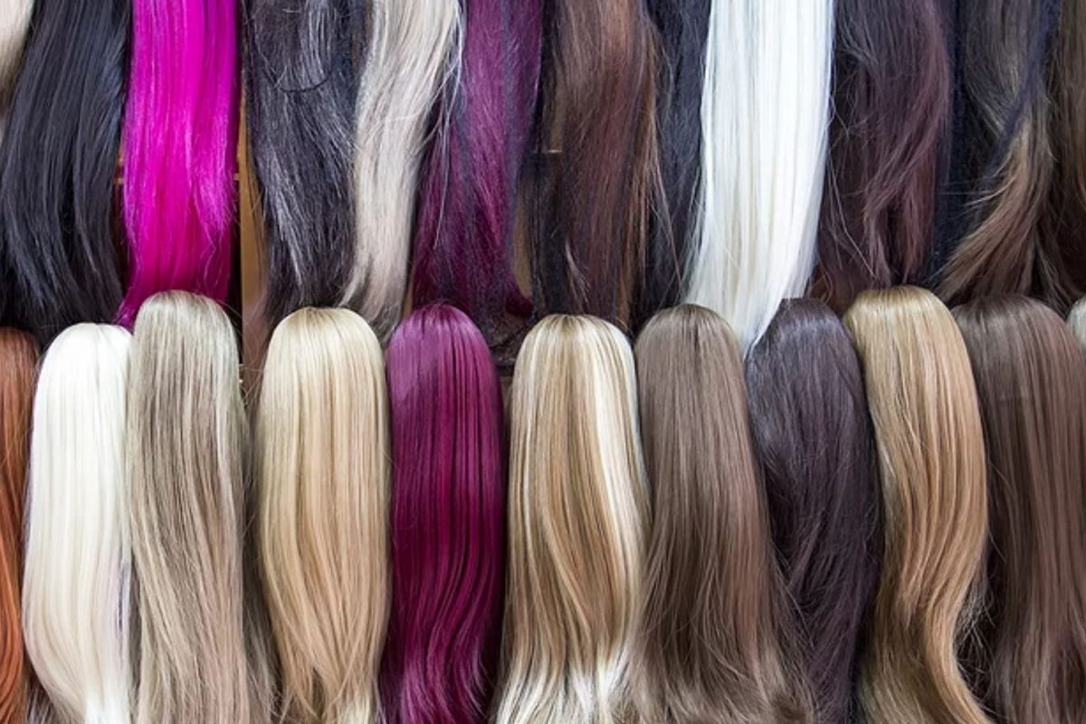 साधा दिसणारा विग तयार करण्याचं काम कठीण आणि किचकट