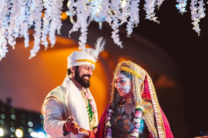 मोहित रैनाच्या वर्कफ्रंटबद्दल सांगायचे तर त्याने देवों के देव महादेवमध्ये भगवान शिवाची भूमिका साकारली होती. या भूमिकेमुळे त्याला प्रचंड लोतृकप्रियता मिळाली. 