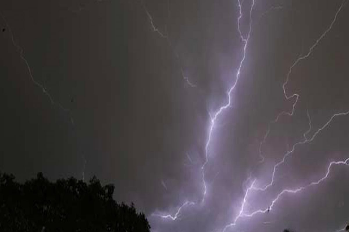 World Record: ‘या’ देशात कडाडली जगातील सर्वात मोठी वीज, लांबी वाचून वाटेल आश्चर्य