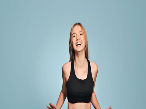 Weight Loss Tips:  वजन कमी करण्यासाठी अनेक प्रयत्न केले जातात. जिमपासून(Gym) ते महागड्या औषधांपर्यंत अनेक पर्याय वापरले जातात. 