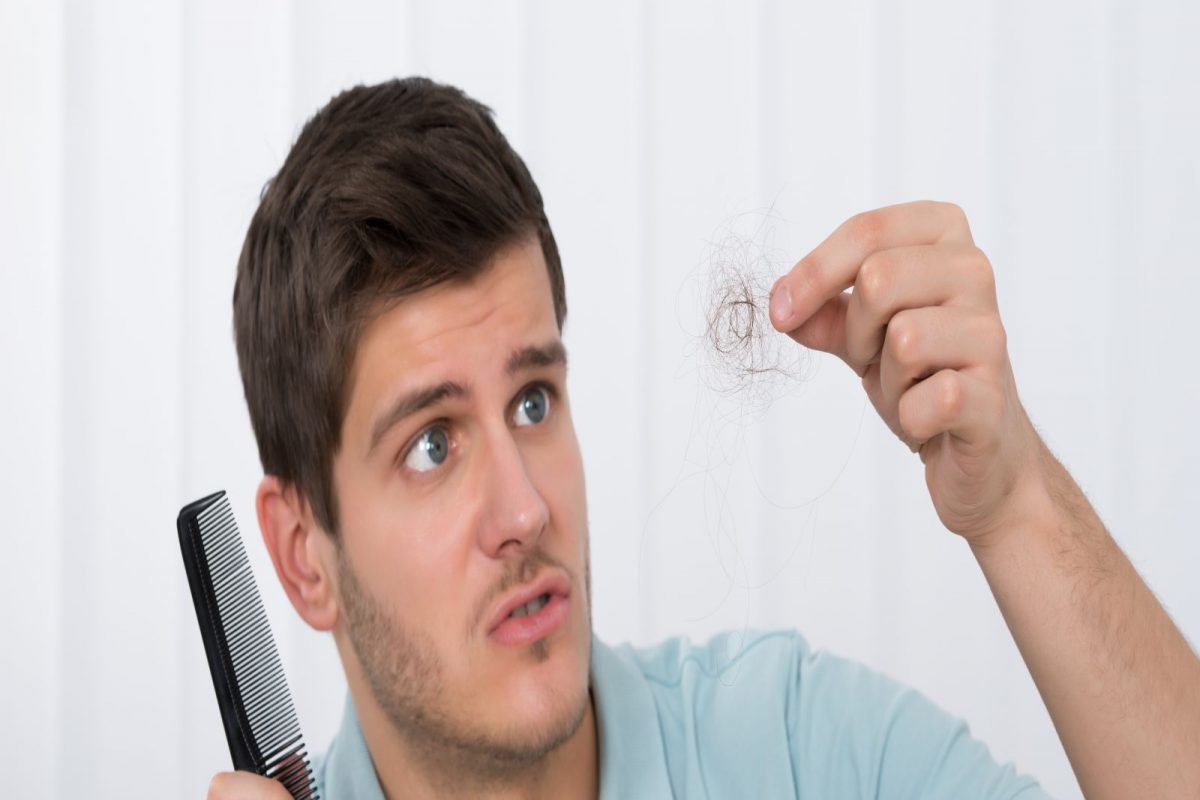 Stop Hair Fall: केस गळतीनं तुमचं टेन्शन वाढवलंय? आहारात या पदार्थांचा समावेश ठरेल फायदेशीर
