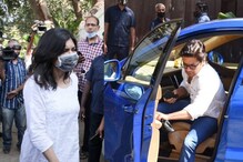 काजोल ते अलका याज्ञिक Bappi Lahiri यांना श्रद्धांजली देण्यासाठी पोहोचले कलाकार काजोल ते अलका याज्ञिक Bappi Lahiri यांना श्रद्धांजली देण्यासाठी पोहोचले कलाकार