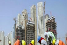 UAE कडून कामगार कायद्यात मोठे बदल, भारतीयांची होणार चांदी UAE कडून कामगार कायद्यात मोठे बदल, भारतीयांची होणार चांदी