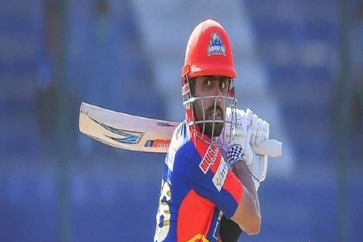 पाकिस्तानचा कॅप्टन बाबर आझमचे दिवस फिरले! बॅट शांत, टीमही संकटात