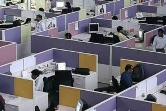 TCS, Infosys, HCL आणि इतर IT कंपन्यांचं Work from Home संपणार? नक्की काय आहे कंपन्यांच्या मनात? वाचा