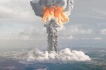 Nuclear Bombs Risks | एकाच वेळी सगळे अणुबॉम्ब फुटले तर पृथ्वीची अवस्था काय होईल?
