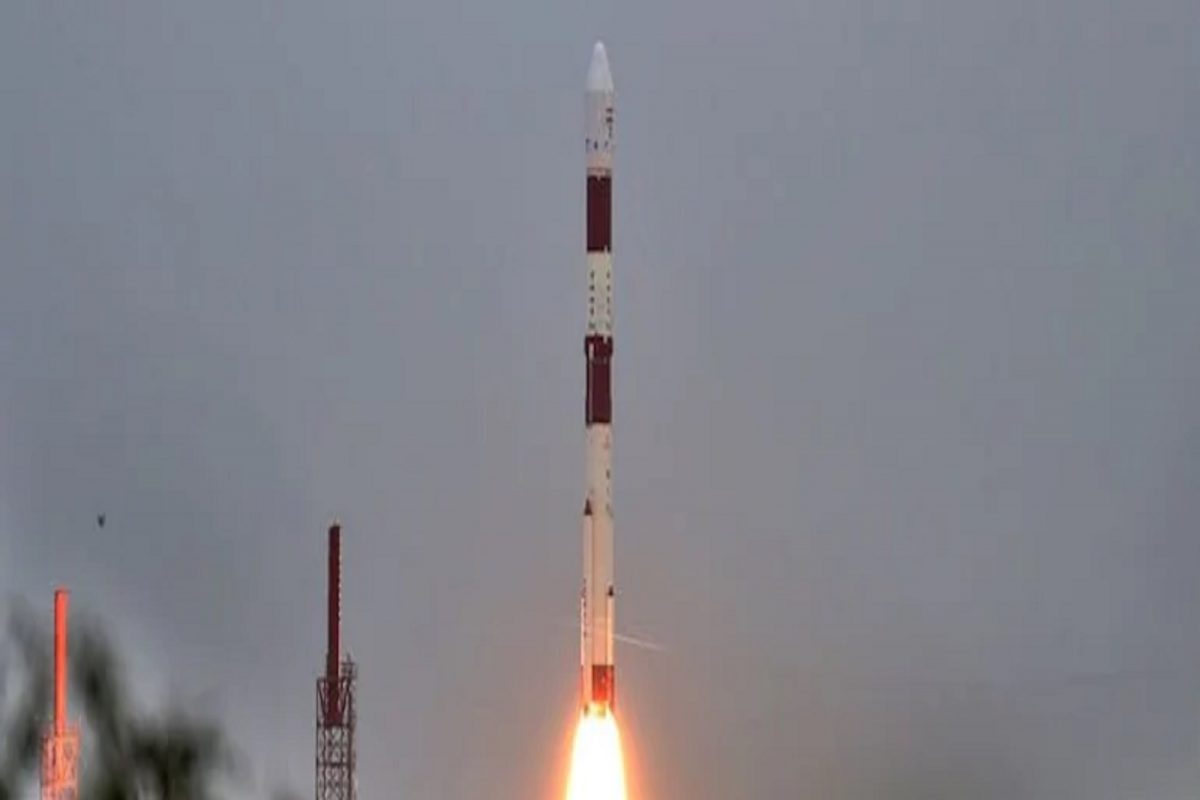 PSLV-C52 च्या माध्यमातून रडार इमेजिंग सॅटेलाईटचं लाँचिंग यशस्वी