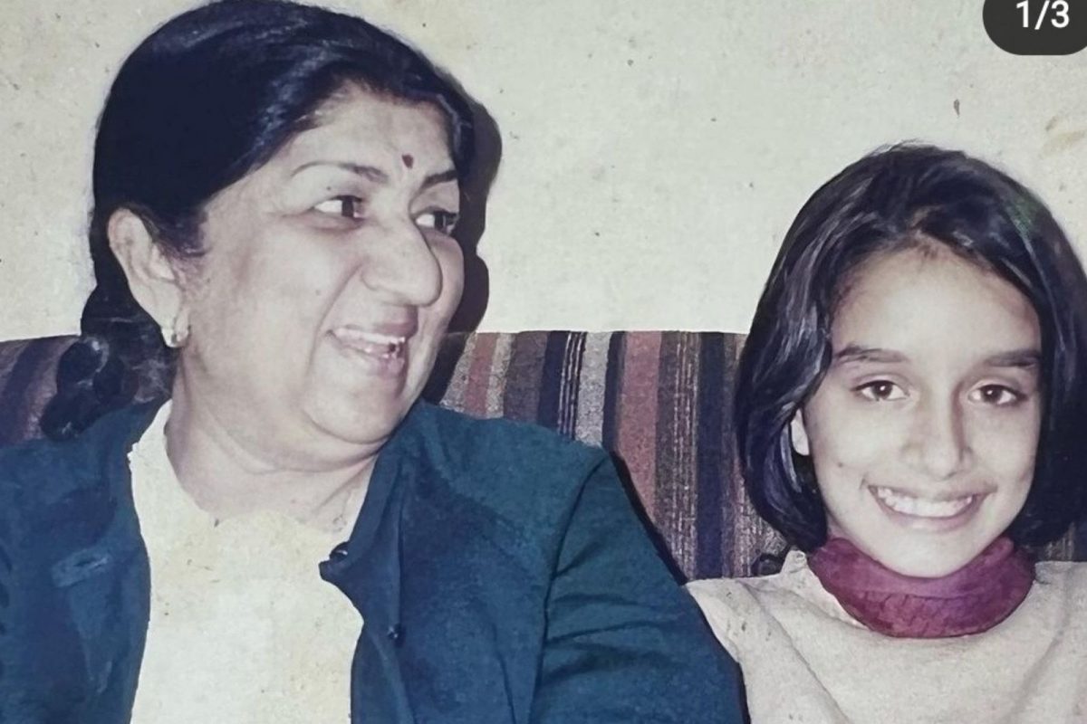 लता दीदी आणि Shraddha Kapoor चं नातं होतं फारच खास, अभिनेत्रीने शेअर केले Unseen Photo