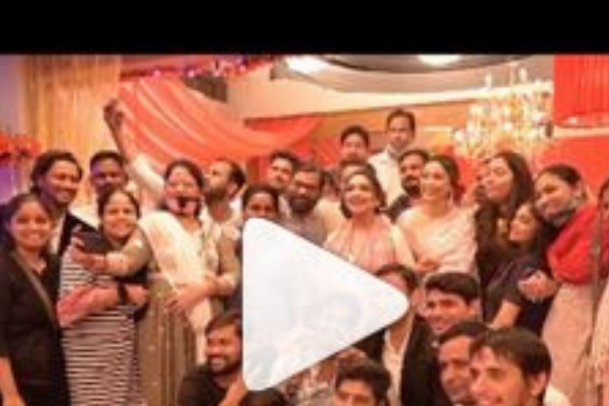 'कुमकुम भाग्य' फेम अभिनेत्रीने डिलिव्हरीपूर्वी सोडली मालिका, सेटवरचा इमोशनल VIDEO होतोय VIRAL