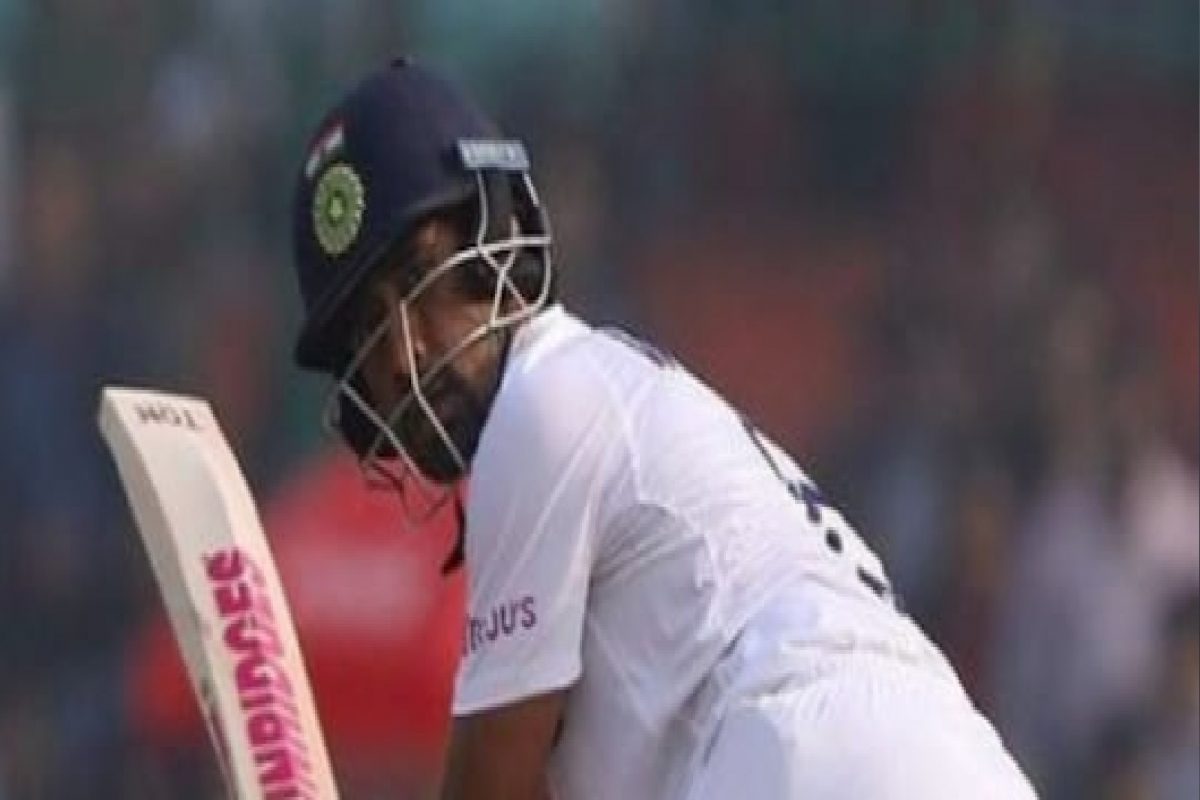 ऋद्धीमान साहाला पत्रकारानं दिली धमकी! क्रिकेटपटूनं शेअर केला स्क्रीनशॉट