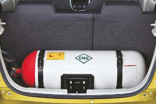 CNG Price : राज्य सरकारने सीएनजीवरील VAT कमी केला, सर्वसामान्यांना प्रतिकिलो किती फायदा होणार?