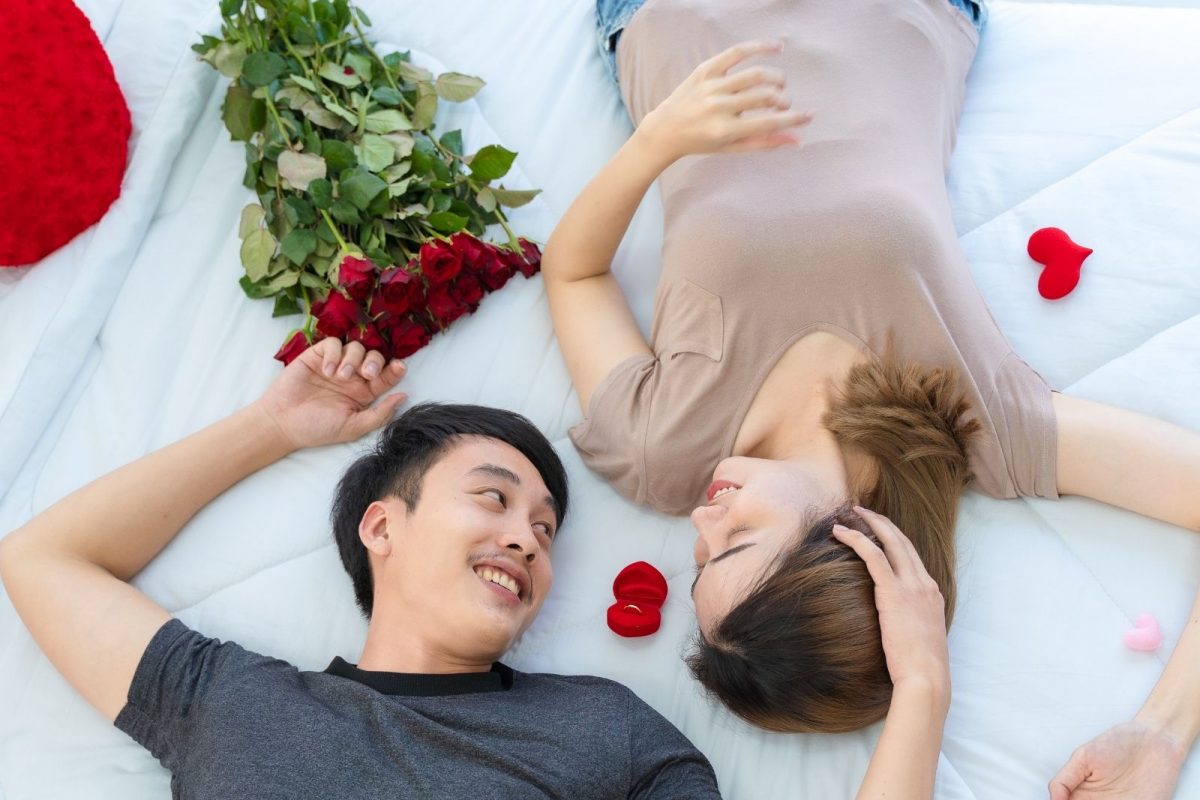 Rose Day 2022 : आराम देण्यासोबतच गुलाब लैंगिकदृष्ट्या सक्रिय होण्यासही करतो मदत