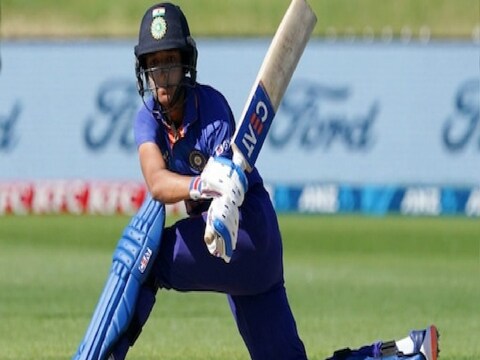 न्यूझीलंडमध्ये पुढील महिन्यात महिला क्रिकेट वर्ल्ड कप स्पर्धा (Women's Cricket World Cup 2022) होणार आहे. टीम इंडियानं (Indian Women Cricket Team) स्पर्धेची तयारी जोरदार सुरू केली आहे.