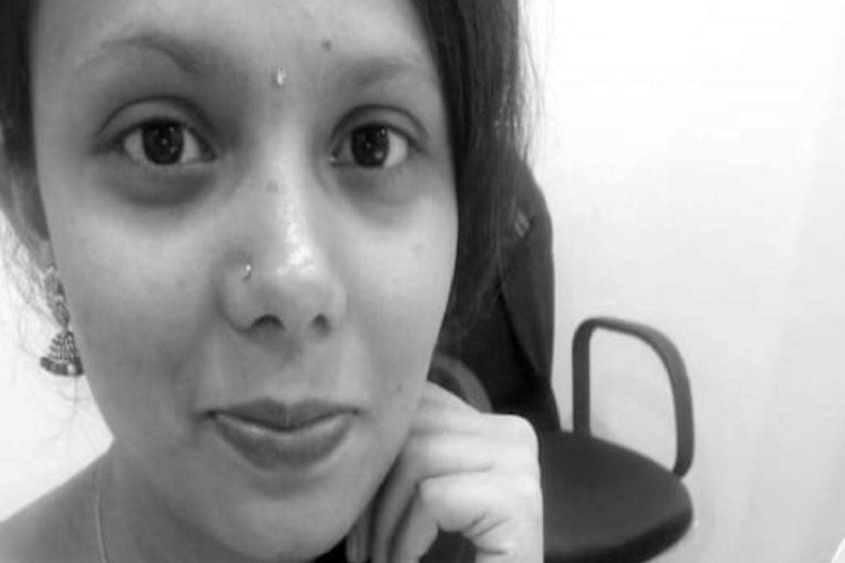 #HumanStory : लोकं समजवायचे, मुलगा गे असेल म्हणून व्हर्जिनिटी टेस्टला नकार देतोय