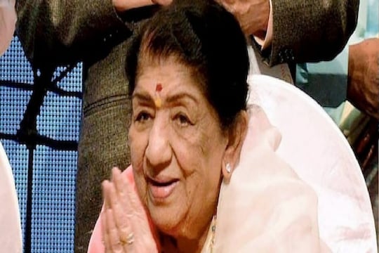 'इतकं खास नातं इतर कलाकारांसोबत नव्हतं, कारण..'; लतादीदींच्या निधनानंतर ढसाढसा रडला रुग्णालयातील स्टाफ