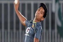 155 किमी वेगाने बॉलिंग करणाऱ्या पाकिस्तानीवर कारवाई, ICC नं केलं निलंबित 155 किमी वेगाने बॉलिंग करणाऱ्या पाकिस्तानीवर कारवाई, ICC नं केलं निलंबित