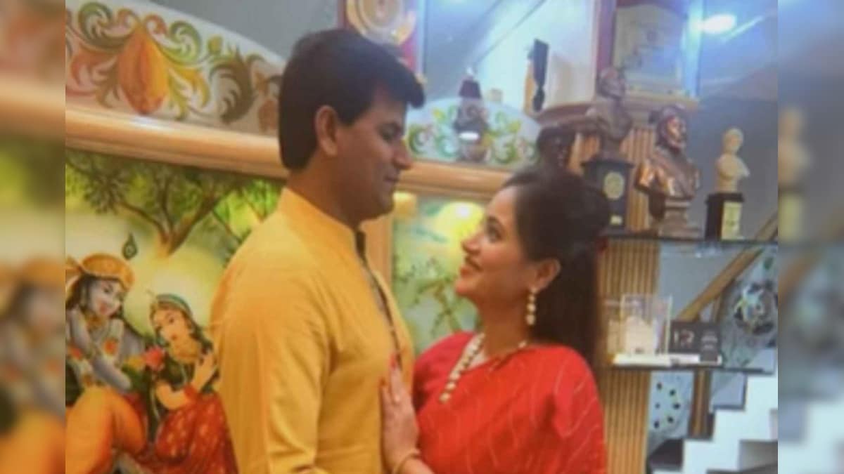 Navneet Rana share emotional video with Ravi Rana over marriage ...