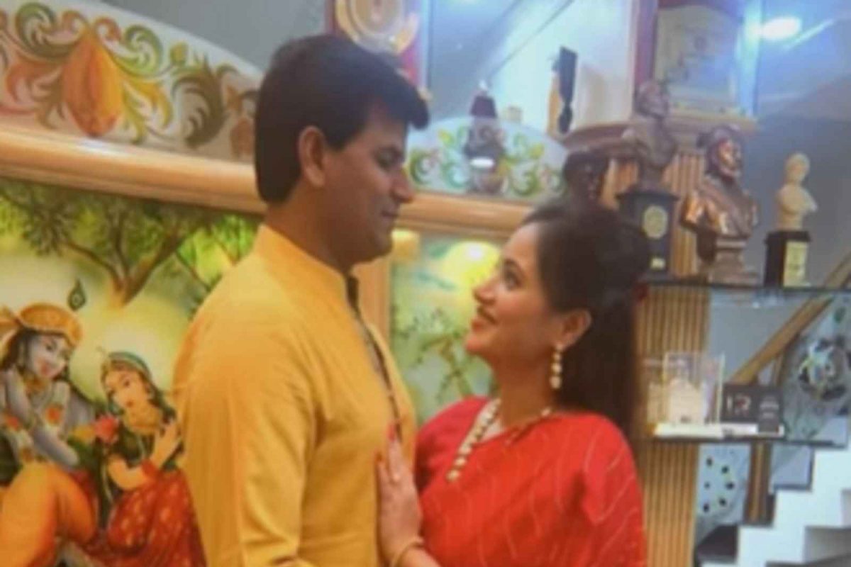 Navneet Rana share emotional video with Ravi Rana over marriage ...