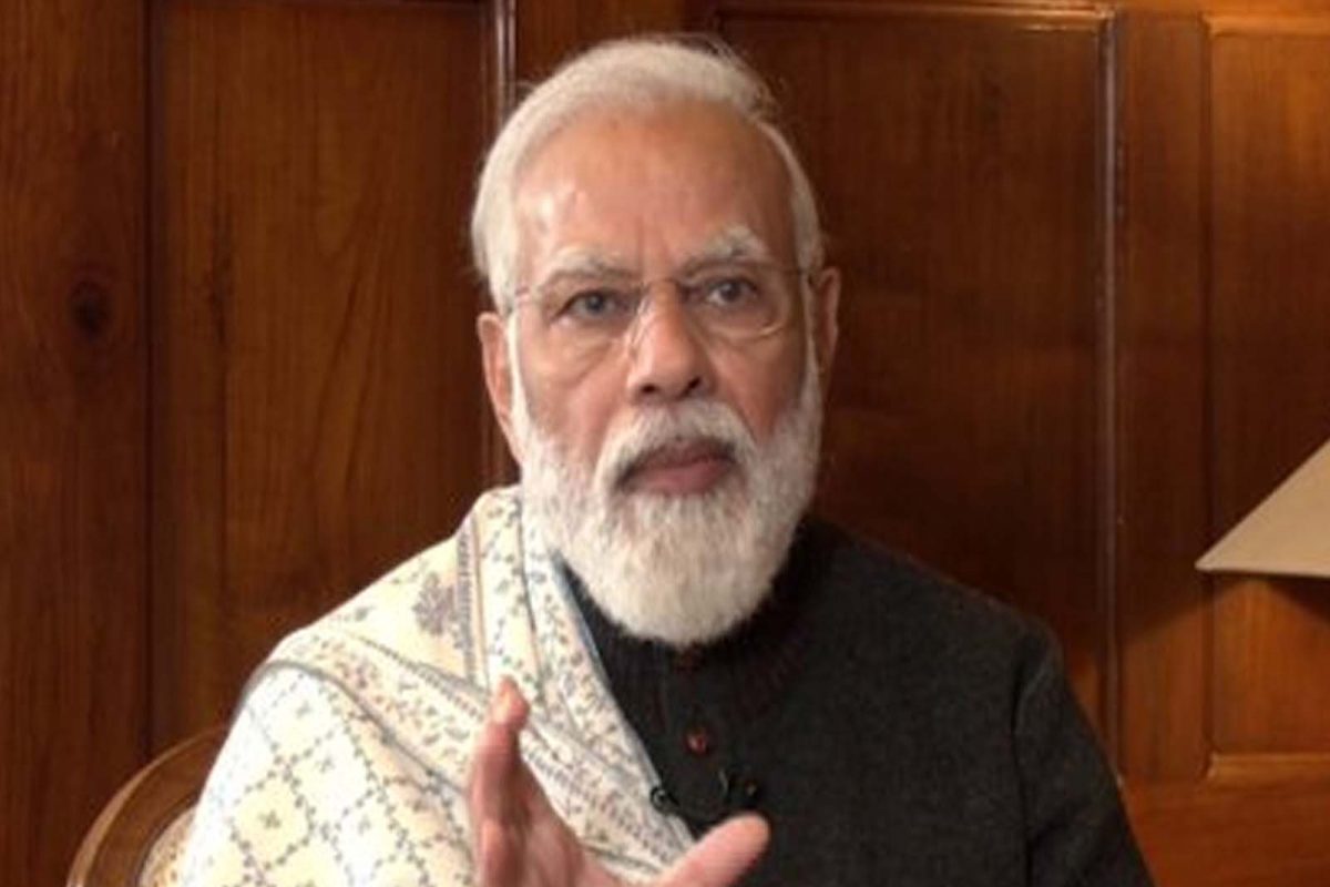 PM मोदींचे 24 तास : साडेतीन तास झोप, 18 तास काम, सकाळी या गोष्टीने करतात दिवसाची सुरुवात