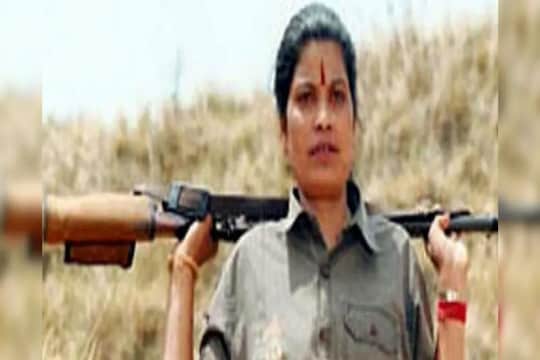 Valentine's Week Special: 'आजचं प्रेम फेसबुकिया...', एकेकाळी खतरनाक डाकू असणाऱ्या 'चंबळ क्वीन' ची LOVE STORY