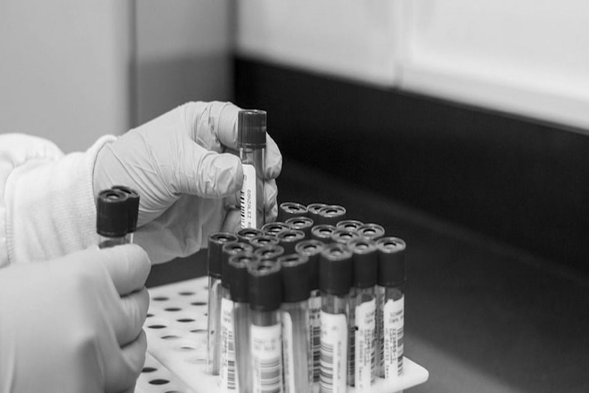 #HumanStory : स्पर्म डोनरची गोष्ट! पॉकेटमनीसाठी केली सुुरुवात, आता वाटतं ही माझी मुलं आहेत?