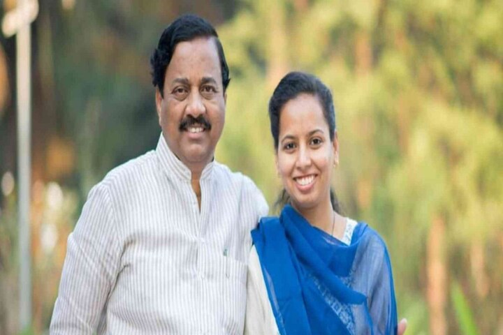 'रायगडमध्ये महाविकास आघाडीतील बिघाडीमागे शिवसेनेच्या ज्येष्ठ नेत्याचा हात'