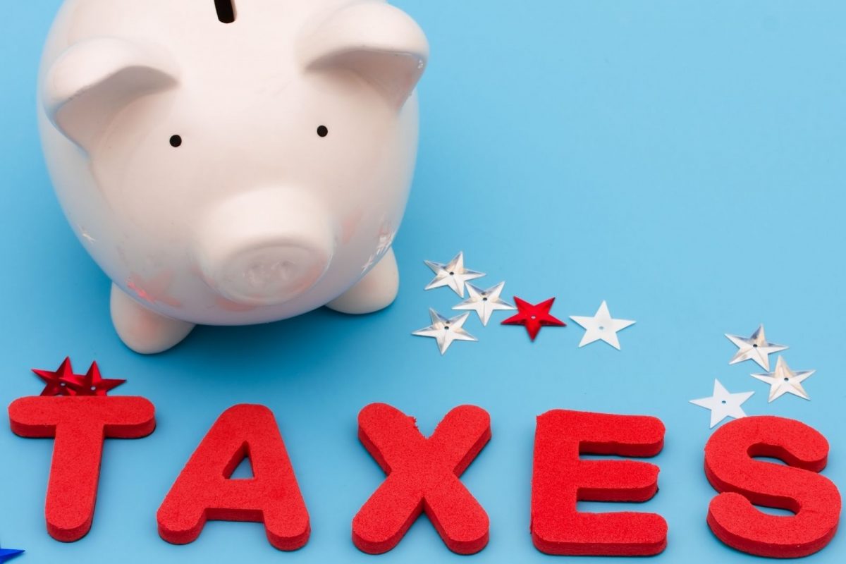 कर बचतीची सुवर्णसंधी! आयकराच्या 'या' नियमानुसार 1.50 लाखांपर्यंतच्या गुंतवणुकीवर वाचवू शकता Tax