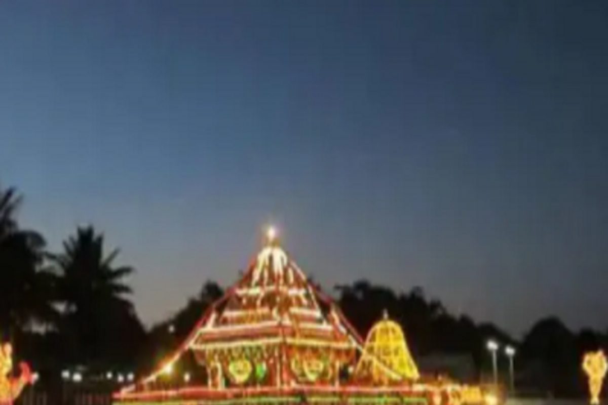 तिरुपती मंदिराला केसांच्या विक्रीतून 126 कोटींची, तर लाडू प्रसादातून होणार 365 कोटींची कमाई
