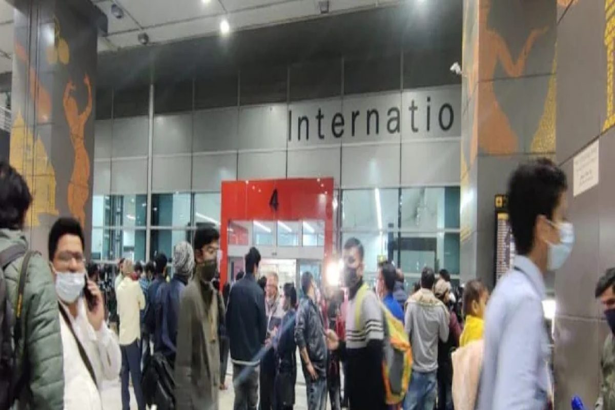 Ukraine-Russia War: युक्रेनवर हल्ला होताच टेन्शन वाढलं, भारतात 20 हजार कुटुंब भीतीच्या सावटाखाली