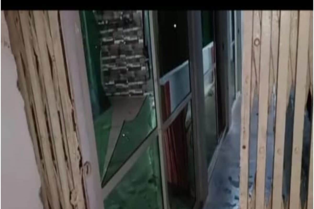 UP Election: भाजप नेत्याच्या घरावर हल्ला, परिसरात तणावाचं वातावरण; सपा उमेदवारावर आरोप