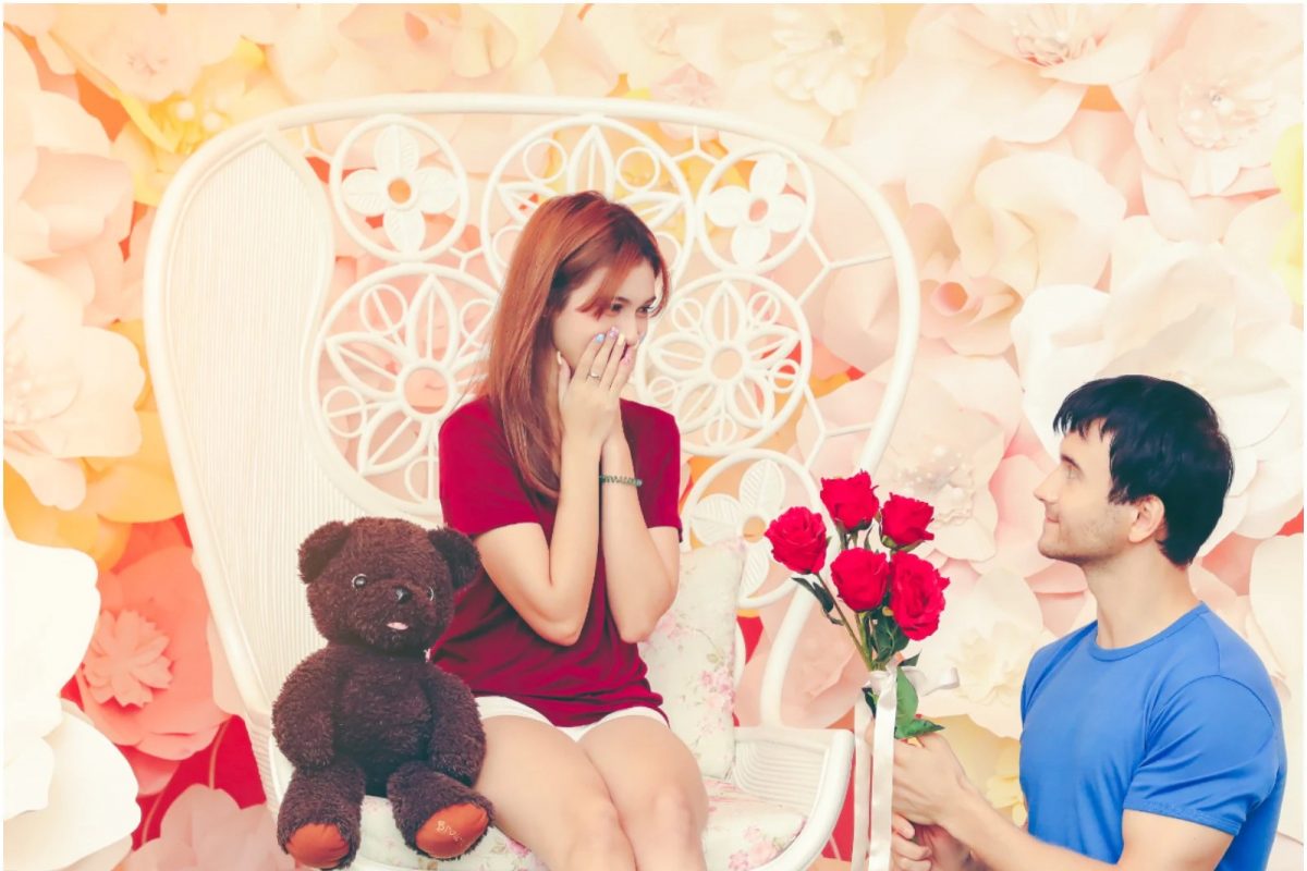 Valentine’s Week 2022: 7 फेब्रुवारापासून सुरू होतोय प्रेमाचा 'खास' आठवडा; अशाप्रकारे करा साजरा