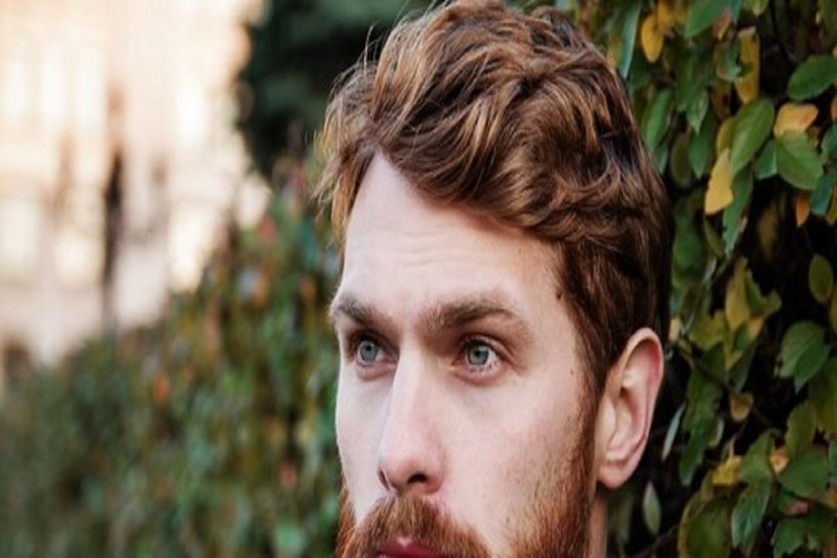 Beard Growth: दाढी वाढवण्यासाठी आहारात करा असा बदल; भारदस्त दाढी-मिशांचा दिसेल कडक लूक