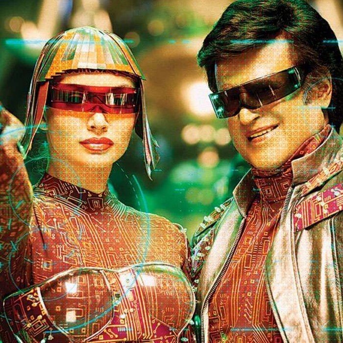 रजनीकांत, अक्षय कुमार आणि एमी जॅक्सनच्या '2.0' चित्रपटातील एक गाणं युक्रेनमध्ये शूट करण्यात आलं होतं. हे गाणं एमी आणि रजनी यांच्यावर शूट करण्यात आलेलं. 