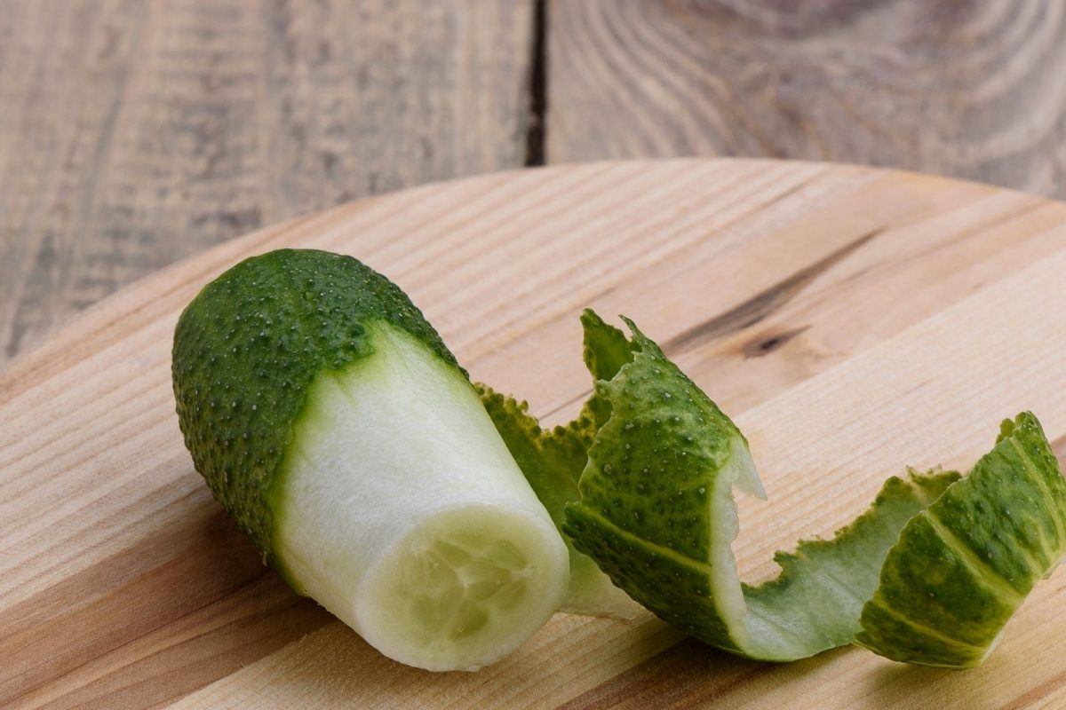 Cucumber Peels Benefits: फक्त काकडीच नाही तर तिच्या सालीचेही आहेत अनेक फायदे