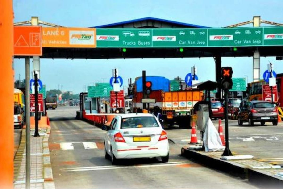 मोठी बातमी : 60 किलोमीटरमध्ये एकच टोल प्लाझा, स्थानिकांना मिळणार पास