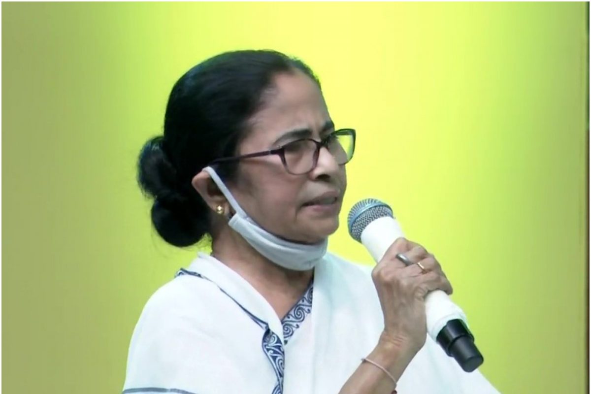 'इतर राज्यांमध्येही असं घडतं' Birbhum Violence प्रकरणी 10 जणांच्या मृत्यूवर ममतांचं वक्तव्य